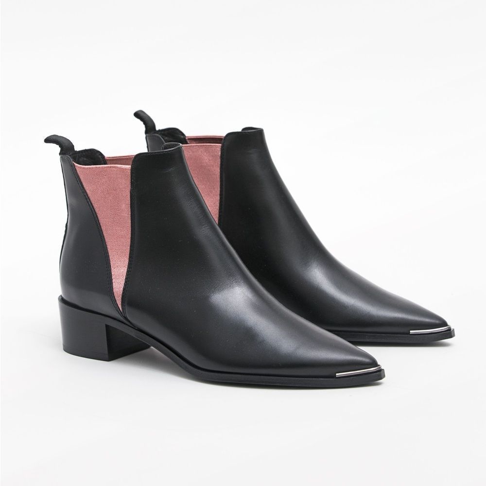 Acne Studios Jensen Chelsea Boots Limited Black & Pink Elastic